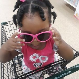 Meet your Posher, Valene